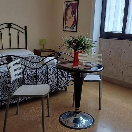 Da Mary Guest House Palermo Ngoại thất bức ảnh